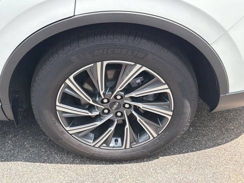 New 2026 Lincoln Aviator 2WD image 19