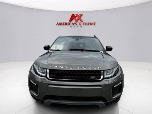 Used 2017 Land Rover Range Rover Evoque SE image 8