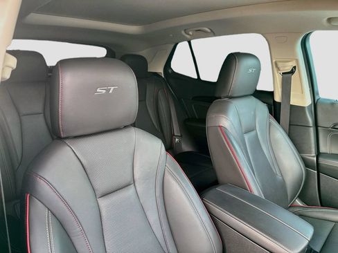 Used 2023 Buick Envision Essence w/ Sport Touring Package AWD/4WD image 25
