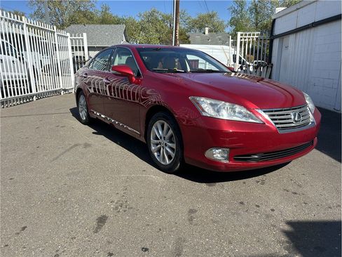 Used 2011 Lexus ES 350 image 1