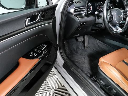 Used 2022 Kia K5 GT w/ GT1 Package image 8