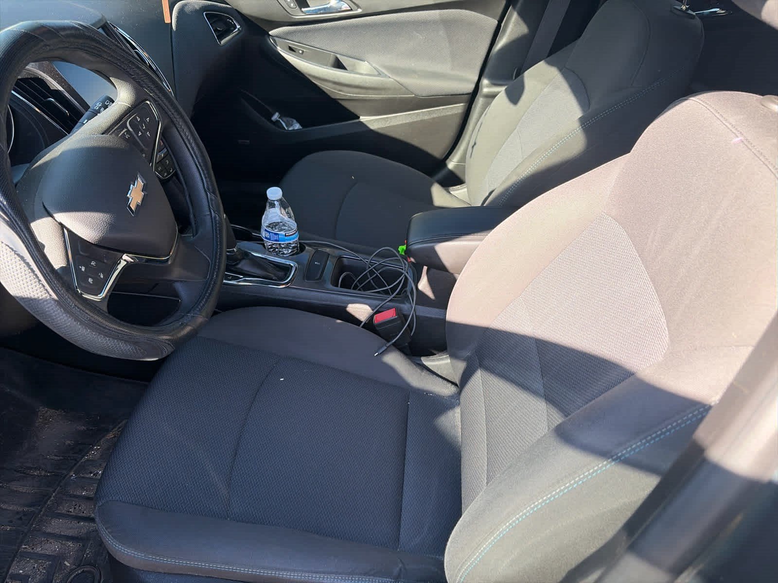 Used 2017 Chevrolet Cruze LT w/ Sun And Sound Package FWD image 6