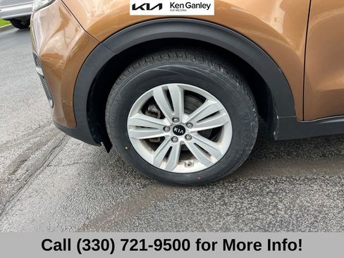 Used 2018 Kia Sportage LX FWD image 16