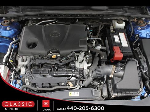 Used 2019 Toyota Camry L image 18