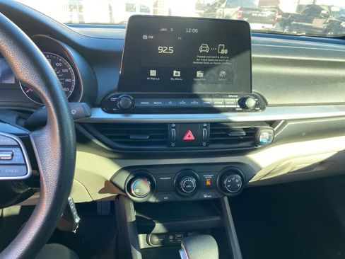 Used 2021 Kia Forte LXS image 14