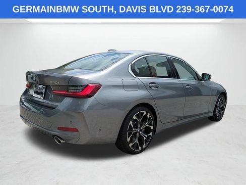 Used 2025 BMW 330i Sedan w/ Convenience Package RWD image 4