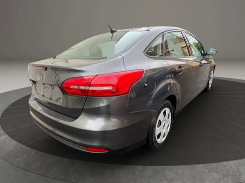 Used 2017 Ford Focus S FWD image 5