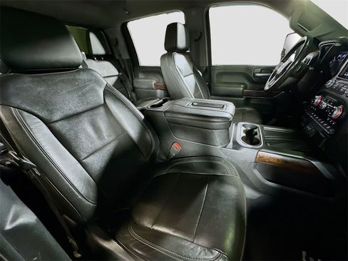 Used 2020 GMC Sierra 2500 SLT w/ SLT Premium Plus Package image 28