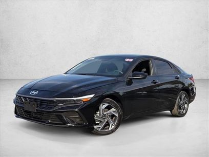 Used 2025 Hyundai Elantra SEL