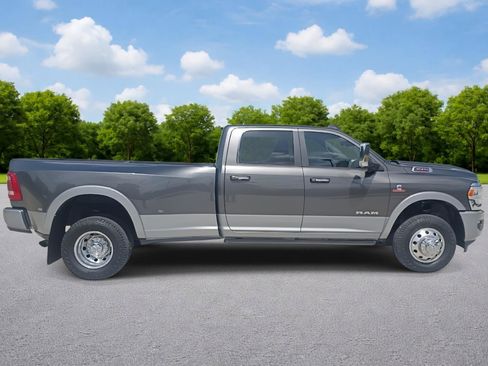 Used 2020 RAM 3500 Laramie image 8