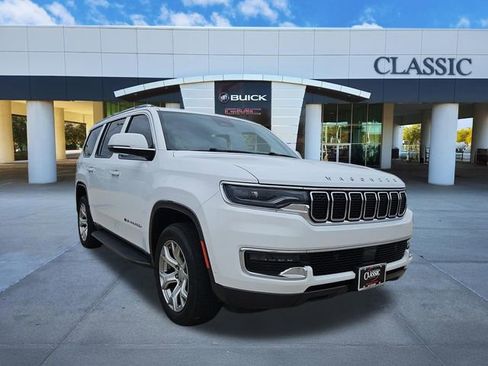 Used 2022 Jeep Wagoneer Series I w/ Premium Group I AWD/4WD image 1