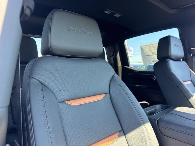 New 2026 GMC Sierra 1500 AT4 w/ AT4 Premium Package AWD/4WD image 30
