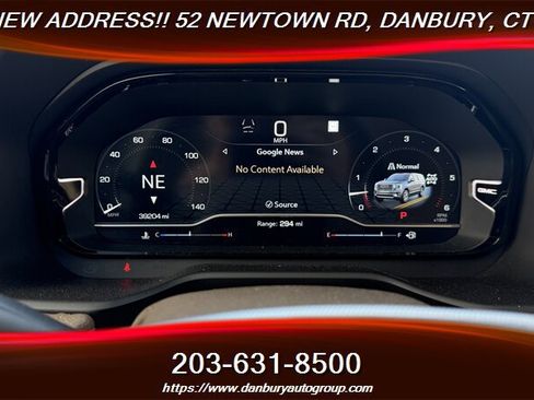 Used 2023 GMC Yukon XL Denali AWD/4WD image 16