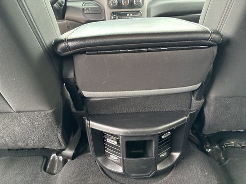 Used 2024 RAM 3500 Big Horn image 21