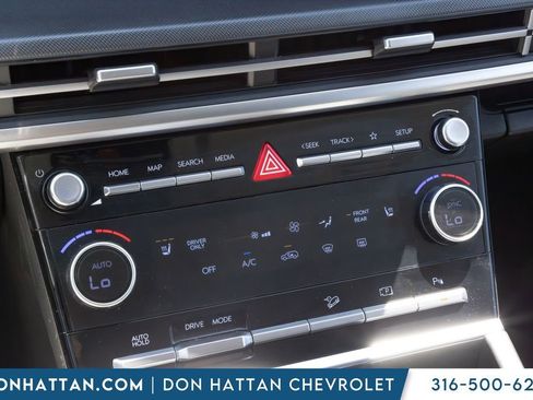 Used 2025 Hyundai Santa Fe SEL FWD image 9