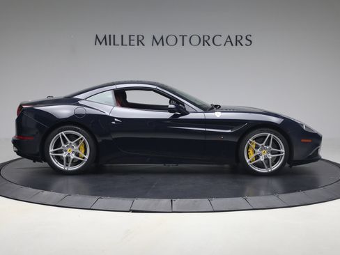 Certified 2016 Ferrari California T RWD image 31