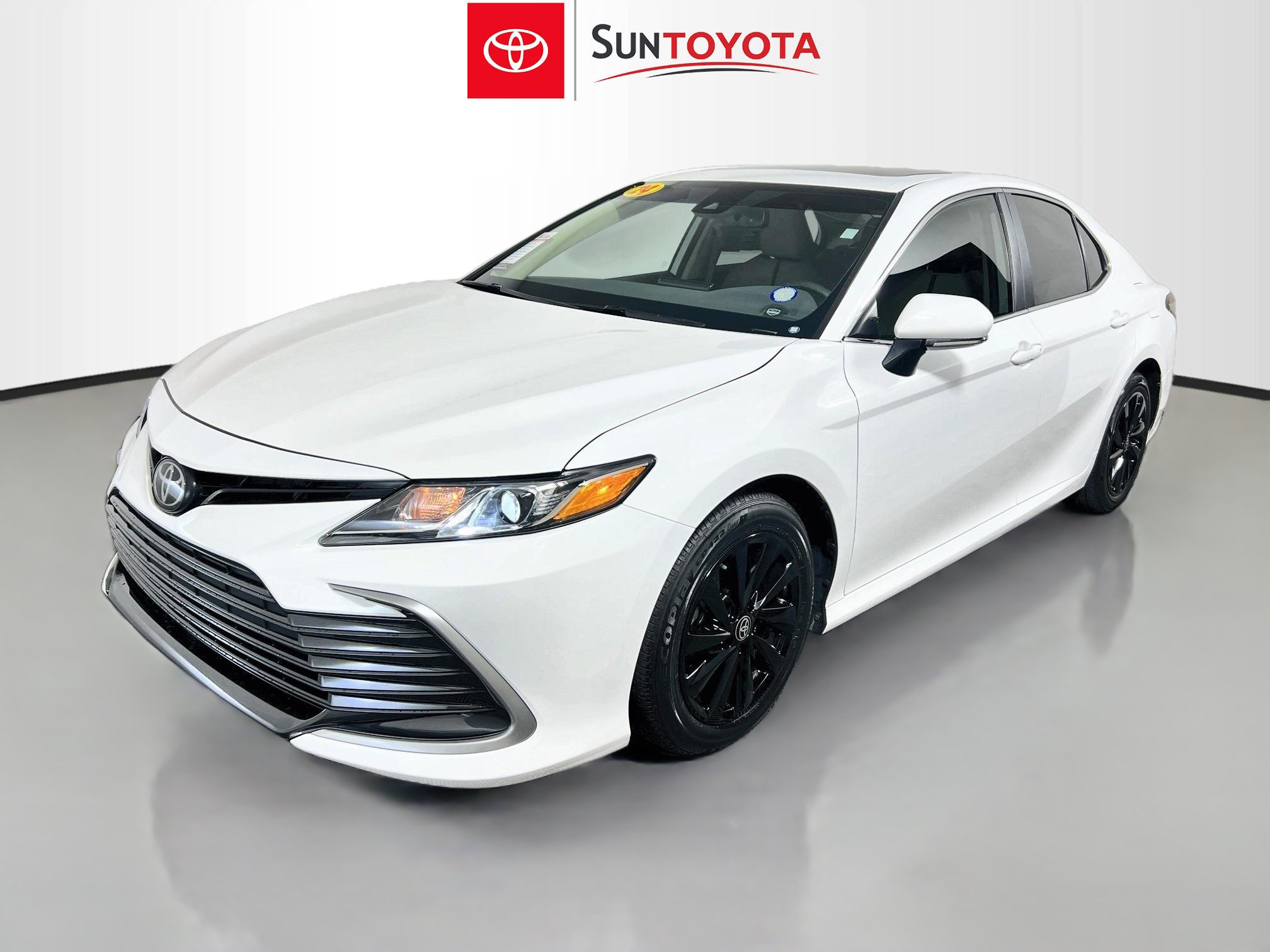 Used 2024 Toyota Camry LE w/ Convenience Package FWD image 9