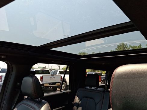 Used 2022 Ford Expedition Max Limited AWD/4WD image 14