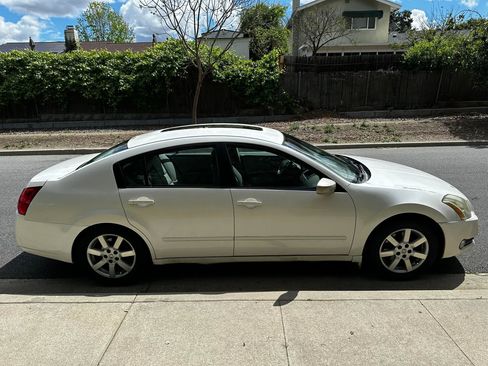 Used 2004 Nissan Maxima 3.5 SL w/ Driver Preferred Pkg image 9