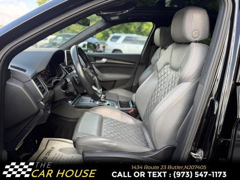 Used 2018 Audi SQ5 Premium Plus w/ S Sport Package AWD/4WD image 16