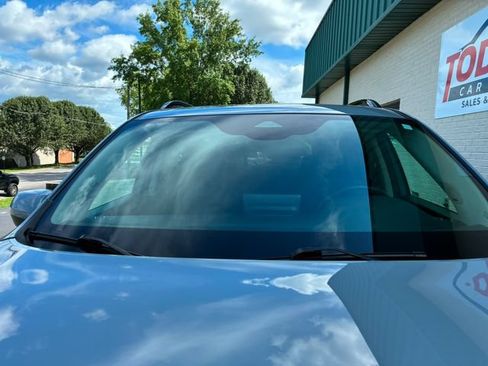 Used 2023 Honda Pilot Touring image 10