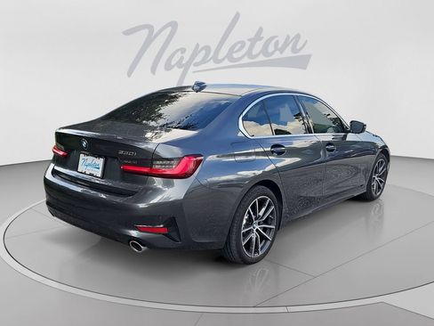 Used 2022 BMW 330i Sedan w/ Premium Package 2 RWD image 6