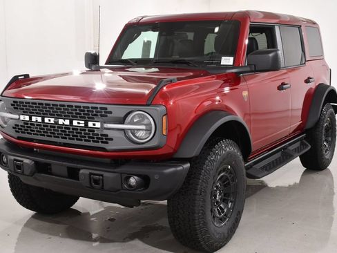 New 2026 Ford Bronco Badlands AWD/4WD image 2