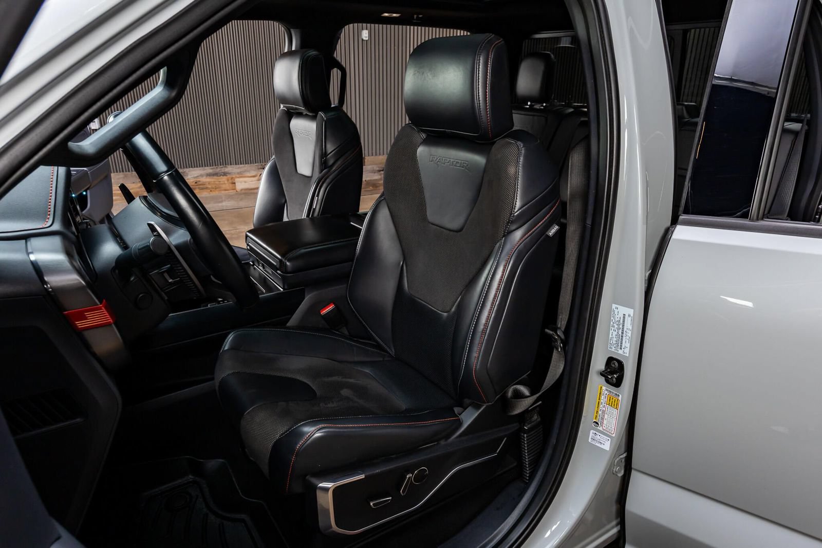 Used 2024 Ford F150 Raptor AWD/4WD image 30
