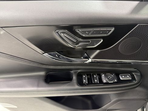 Used 2023 Lincoln Corsair Reserve w/ Jet Appearance Package FWD image 13