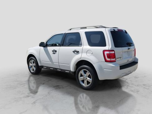 Used 2011 Ford Escape XLT w/ 202A Rapid Spec Order Code FWD image 6