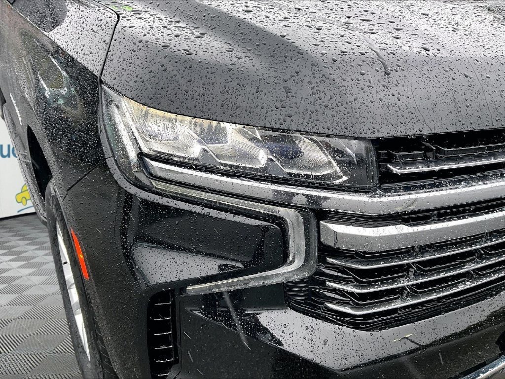 Used 2024 Chevrolet Suburban LT AWD/4WD image 31
