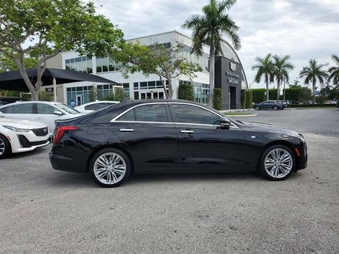 Used 2022 Cadillac CT4 Premium Luxury RWD image 6