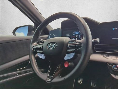 Used 2022 Hyundai Elantra N FWD image 28