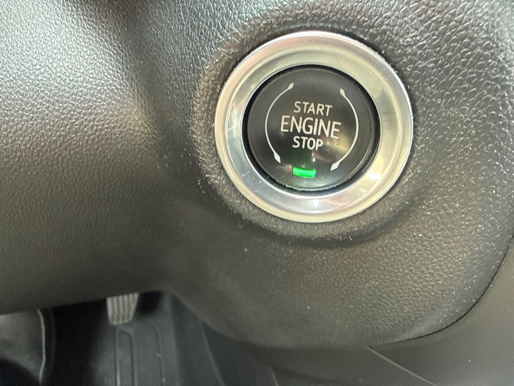 Used 2020 GMC Sierra 1500 Denali w/ Driver Alert Package II AWD/4WD image 36