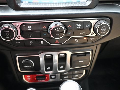 Used 2019 Jeep Wrangler Rubicon image 24