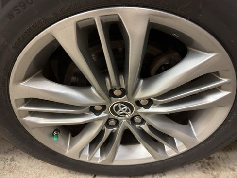 Used 2015 Toyota Camry SE image 37