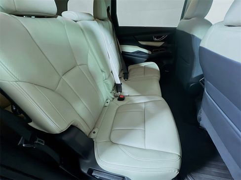 Used 2019 Subaru Ascent Limited image 28