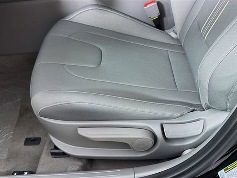 New 2026 Hyundai Elantra Sport FWD image 30