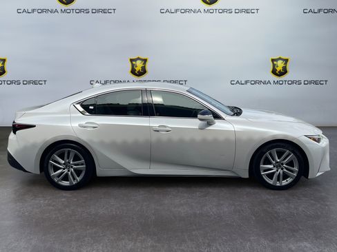 Used 2022 Lexus IS 300 image 6