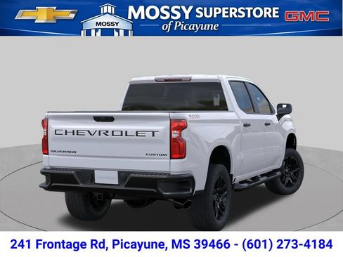 New 2026 Chevrolet Silverado 1500 Custom Trail Boss w/ Turbomax Blackout Package AWD/4WD image 4