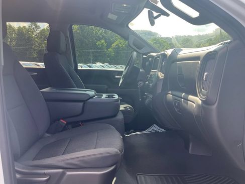 Used 2023 Chevrolet Silverado 2500 Custom w/ Custom Value Package AWD/4WD image 12