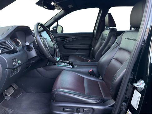 Used 2023 Honda Ridgeline Black Edition image 9