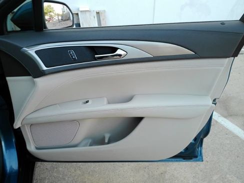 Used 2019 Lincoln MKZ Premiere FWD image 19