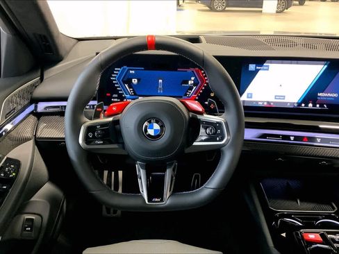 Used 2026 BMW M5 Touring AWD/4WD image 6