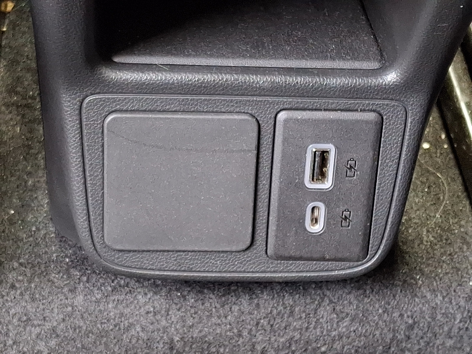 Used 2023 Buick Encore GX Select w/ Sport Touring Package FWD image 11