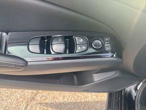 Used 2023 Nissan Altima 2.5 SV AWD/4WD image 17