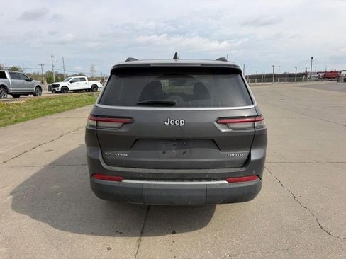 Used 2022 Jeep Grand Cherokee L Limited AWD/4WD image 4