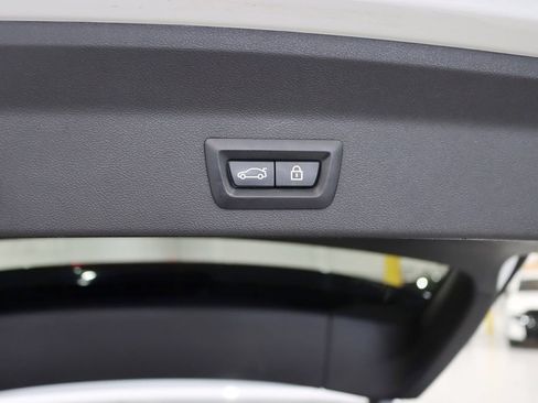 Used 2019 BMW X3 xDrive30i w/ Premium Package AWD/4WD image 40