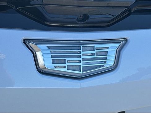 New 2026 Cadillac Optiq Luxury 1 image 9