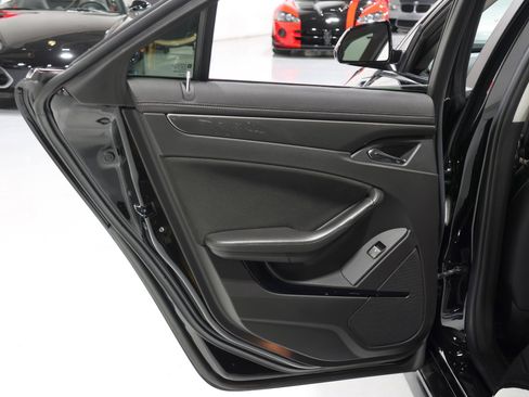 Used 2011 Cadillac CTS V image 92